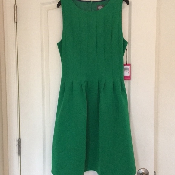 Vince Camuto Green Dress - Picture 1 of 2